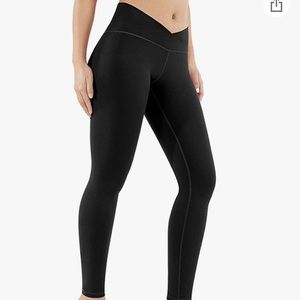 NWOT black Amazon leggings
